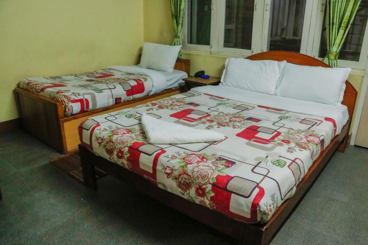 Hotel Backpackers Inn Kathmandu Exteriör bild