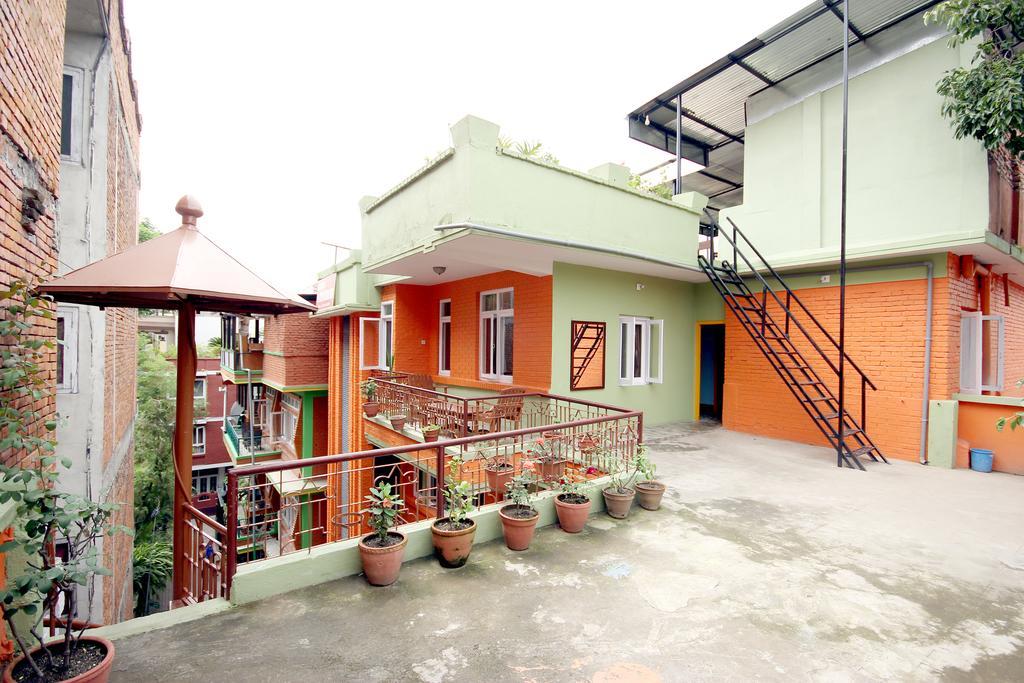 Hotel Backpackers Inn Kathmandu Exteriör bild