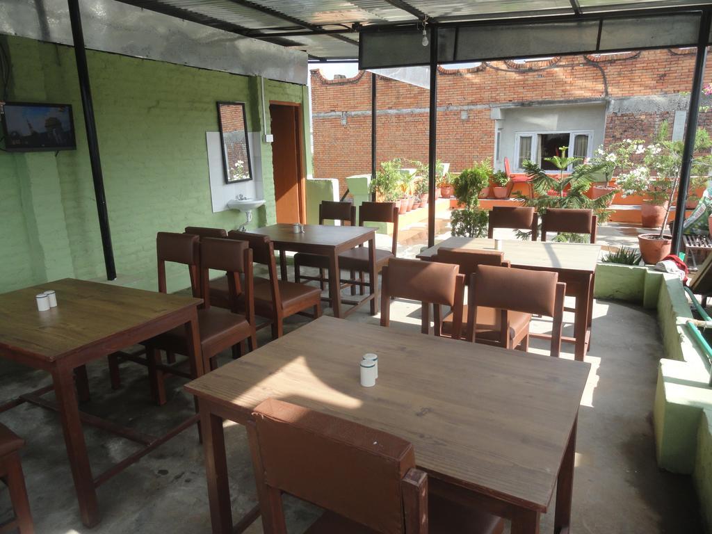 Hotel Backpackers Inn Kathmandu Exteriör bild