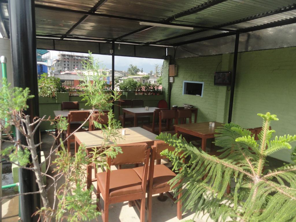 Hotel Backpackers Inn Kathmandu Exteriör bild